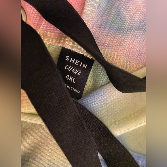 SHEIN Curve Tie Dye Cropped Hoodie size 4X - Picture 4 of 6